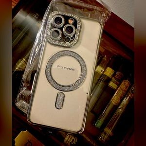 Luscious IPhone 14 ProMax Sparkling Phone Cover
